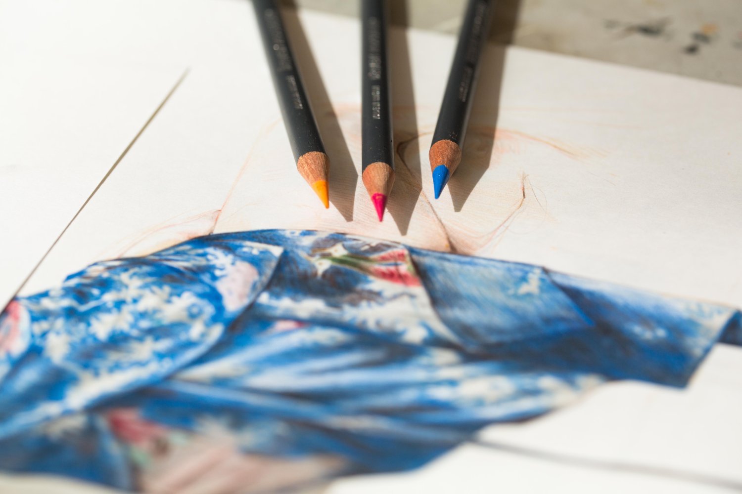 Derwent Colored Pencils, Procolour Pencils, Drawing, Art, Metal Tin, 12 Count (2302505) - Image 5